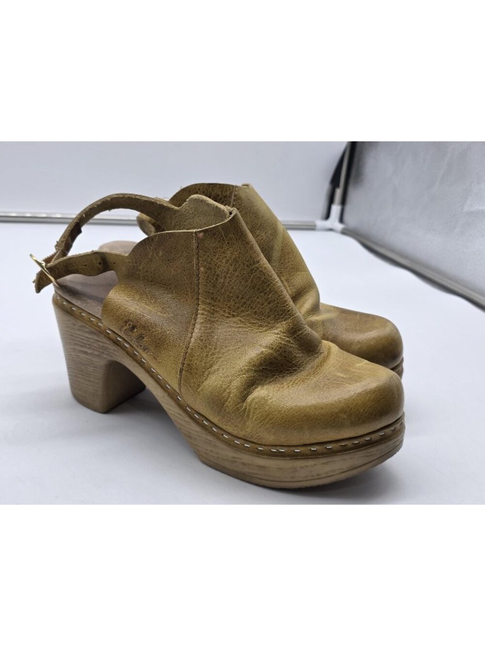 Calou stockholm Sandal Womens 8 39 tyra Leather Slingback Wood Heel Damage Shoes